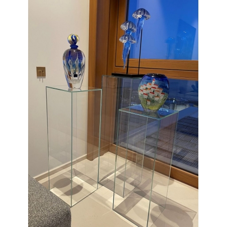 Sockel Glas