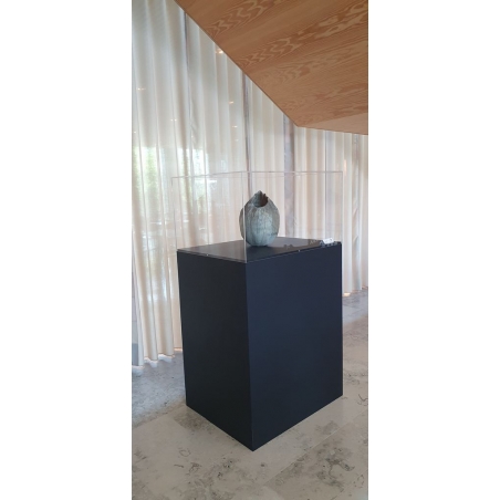 Galeriesockel schwarz matt