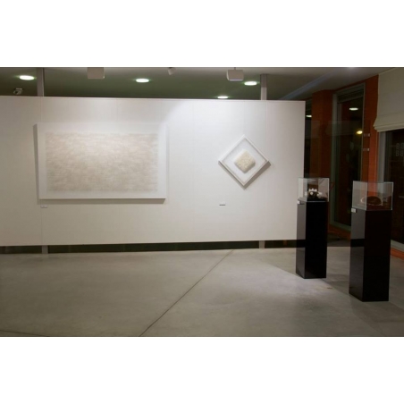 Galeriesockel Hochglanz schwarz Galeriesockel Hochglanz schwarz
