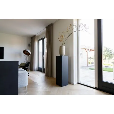 Galeriesockel Stone-Optik