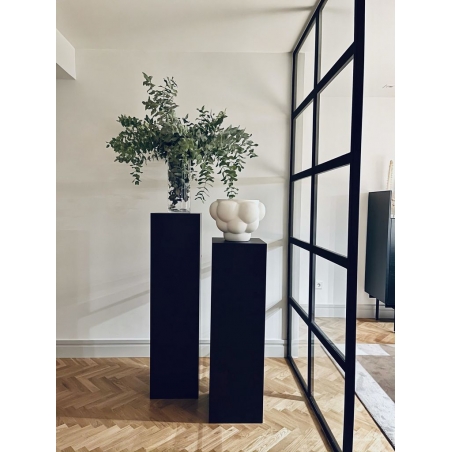 Galeriesockel schwarz matt